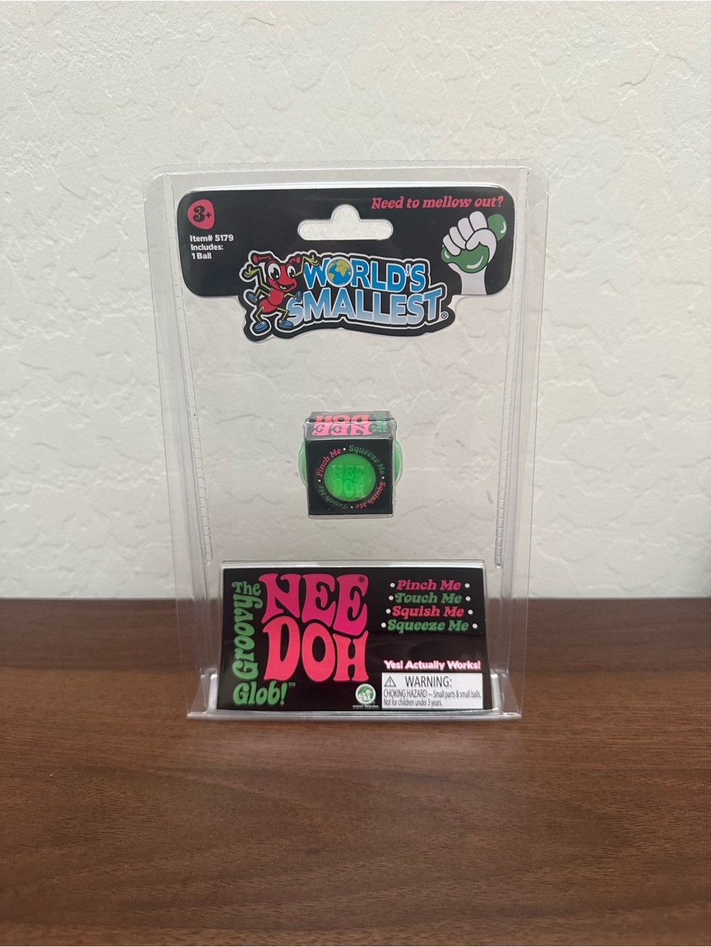 World's Smallest Groovy NeeDoh Stress Ball - Green
